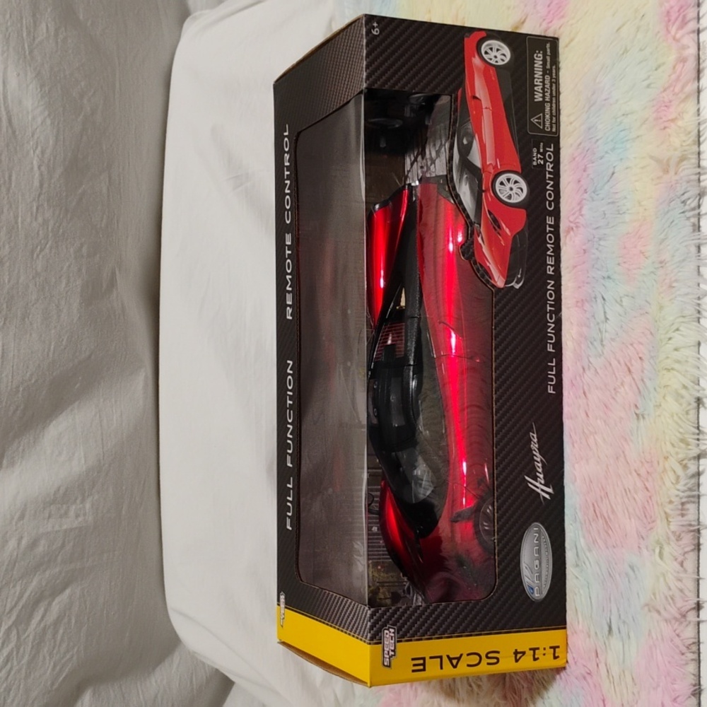 (A-4) NWT Pagani Huayra Braha Red Full Function R/C Sport Car Scale 1:14 Large